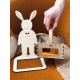 Décoration Pâques personnalisée lapin et panier pour chasse aux oeufs