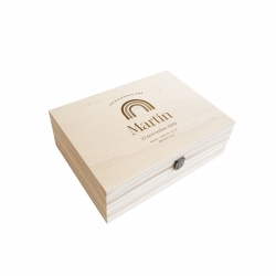 Coffret en bois souvenirs bébé personnalisé arc-en-ciel