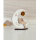 Décoration originale personnalisée chambre enfant lune et bébé
