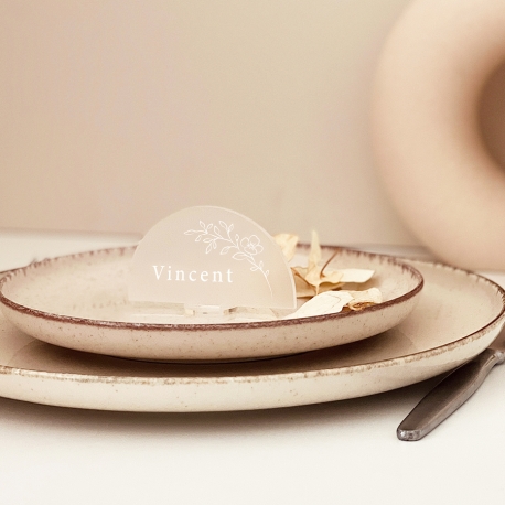 Marque-place mariage personnalisé, marque-place sur pied