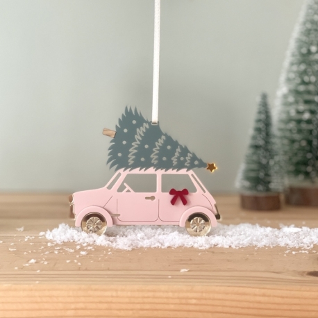 Boule de No&euml;l originale, voiture rose et son sapin