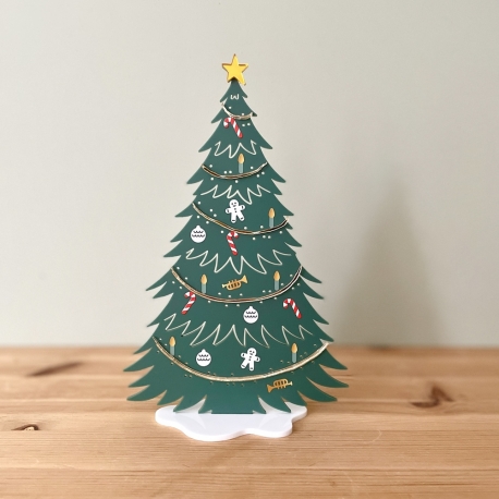 Mini monde de No&euml;l, majestueux sapin de No&euml;l d&eacute;cor&eacute;