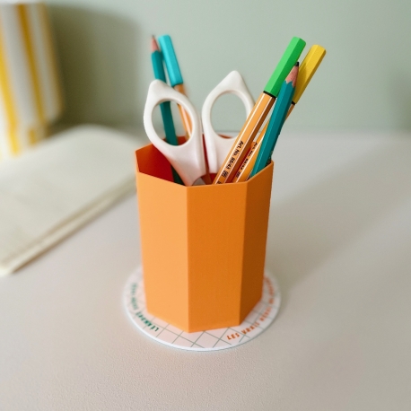 Pot &agrave; crayons Organicolor, cadeau personnalis&eacute; et original pour ma&icirc;tre