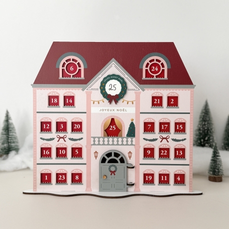 Calendrier de l'Avent unique et artisanal, Le Grand h&ocirc;tel en bois