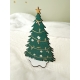 Mini monde de Noël, le sapin du village en bois peint