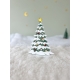 Village miniature de Noël en plexiglas, sapin enneigé décoré