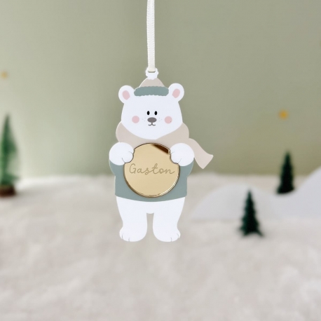 Boule de No&euml;l personnalis&eacute;e, ourson en hiver